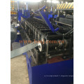 Matériel d&#39;acier Supermarket Goods Display Back Hole Roll Machine de production de formage Myanmar